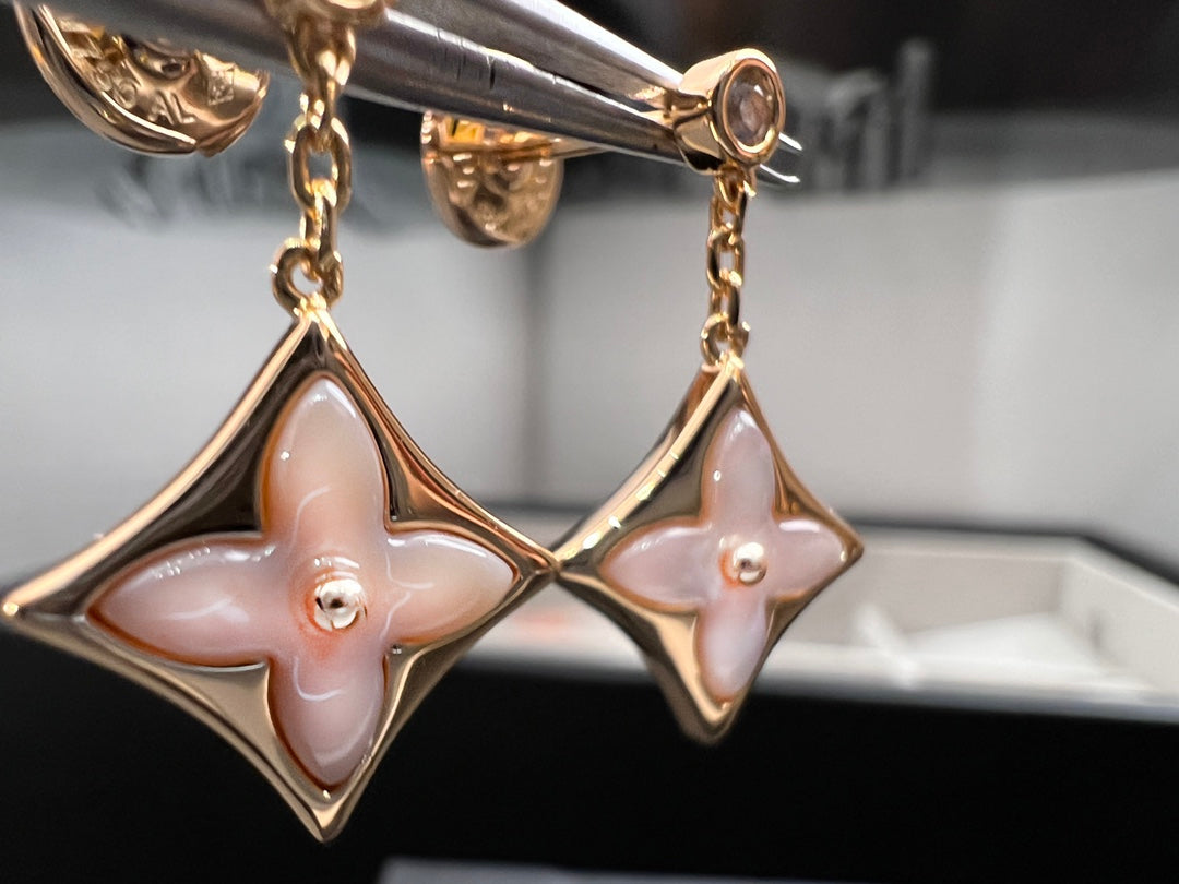 BLOSSOM STAR PINK GOLD PINK MOP EARRINGS
