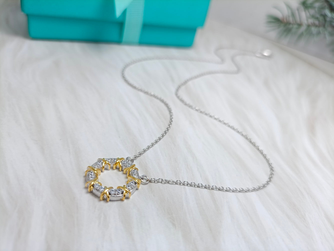 SIXTEEN STONE NECKLACE