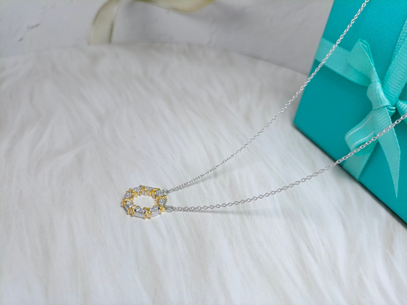 SIXTEEN STONE NECKLACE