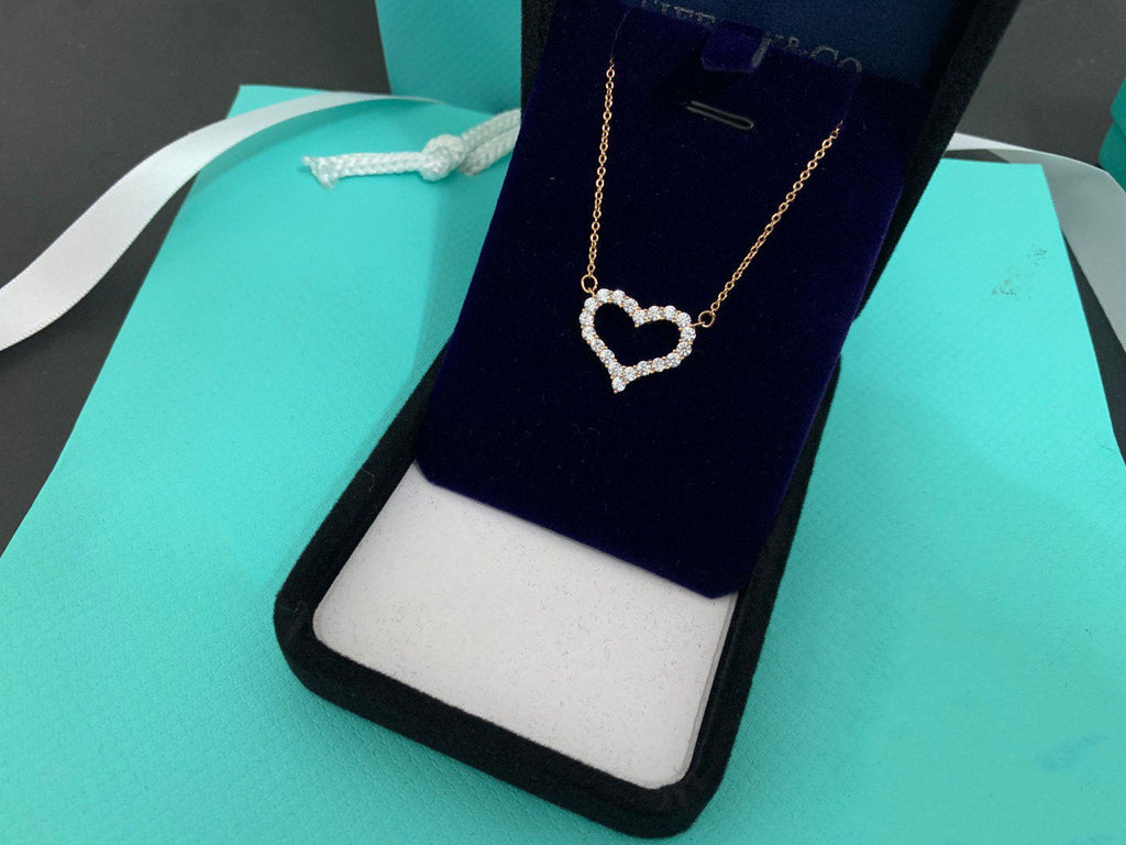 LARGE DIAMOND HEART NECKLACE