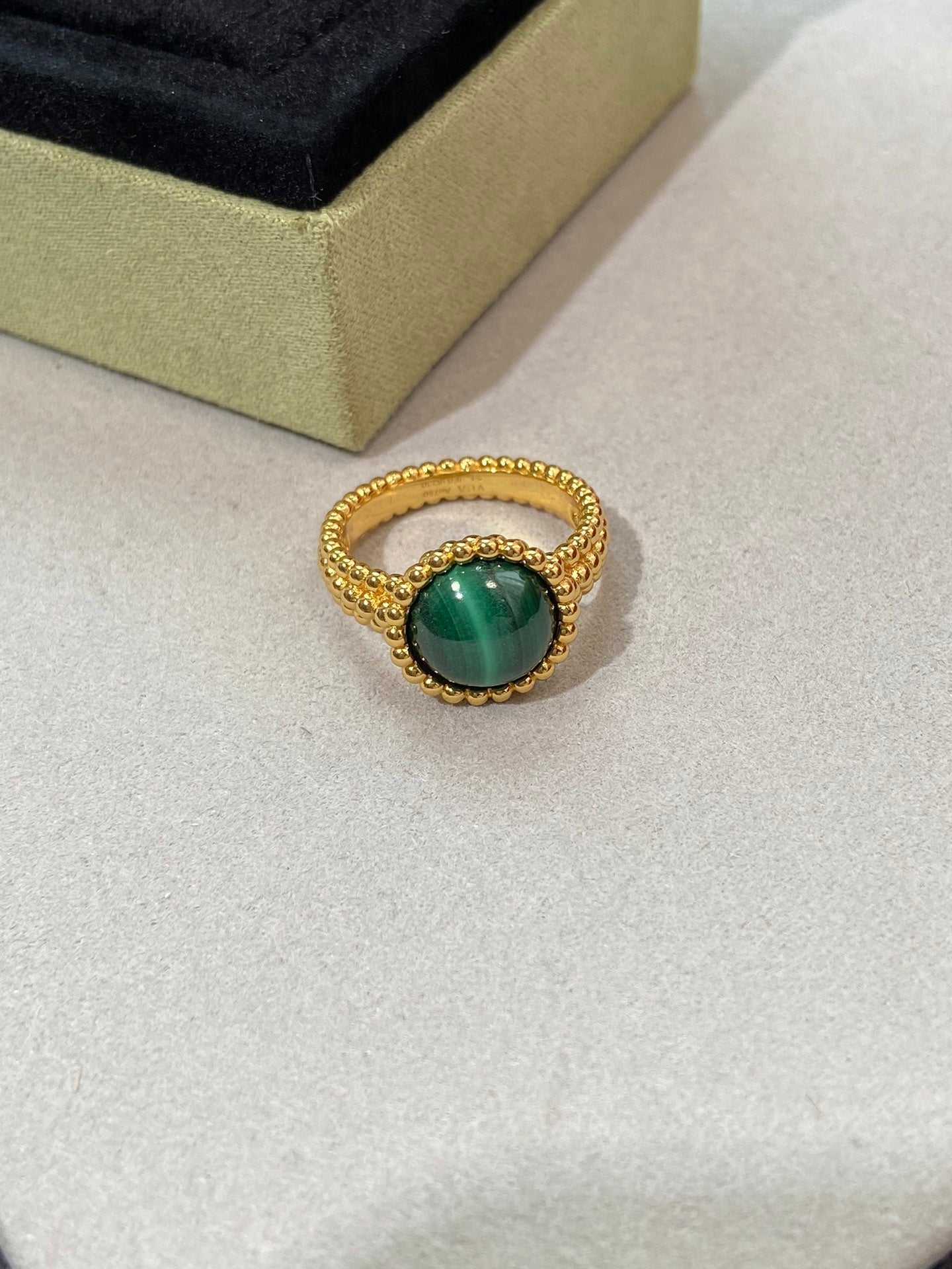 COULEURS MALACHITE PINK GOLD RING