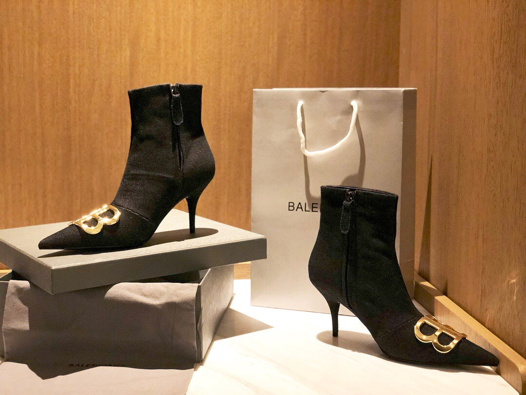 POINTED-TOE HIGH HEEL 80 MM ANKLE BOOTS IN BLACK DENIM