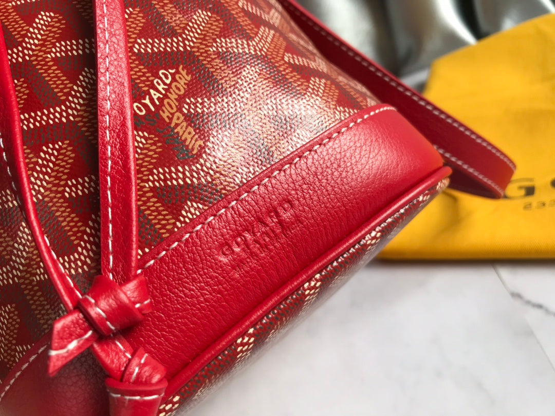 PETIT FLOT BUCKET BAG 22 IN CLASSIC RED GOYARDINE CANVAS AND LAMBSKIN TRIM