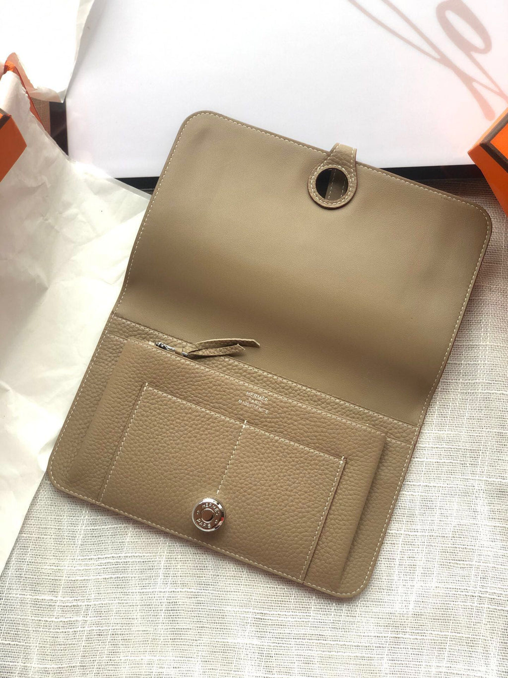 HM Dogon Wallet 20 KHAKI Togo Shw