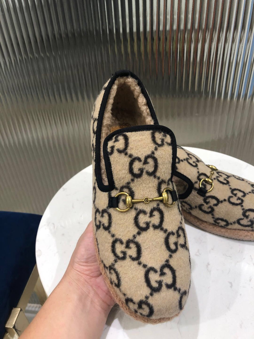 GG HORSEBIT LOAFER IN BEIGE MIX BLACK WOOL AND LAMB FUR LINING