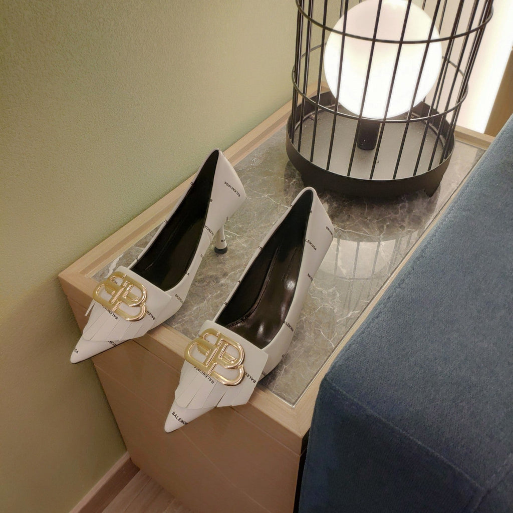 POINTED TOE PUMPS WHITE WITH LOGO PRINT SMOOTH CALFSKIN