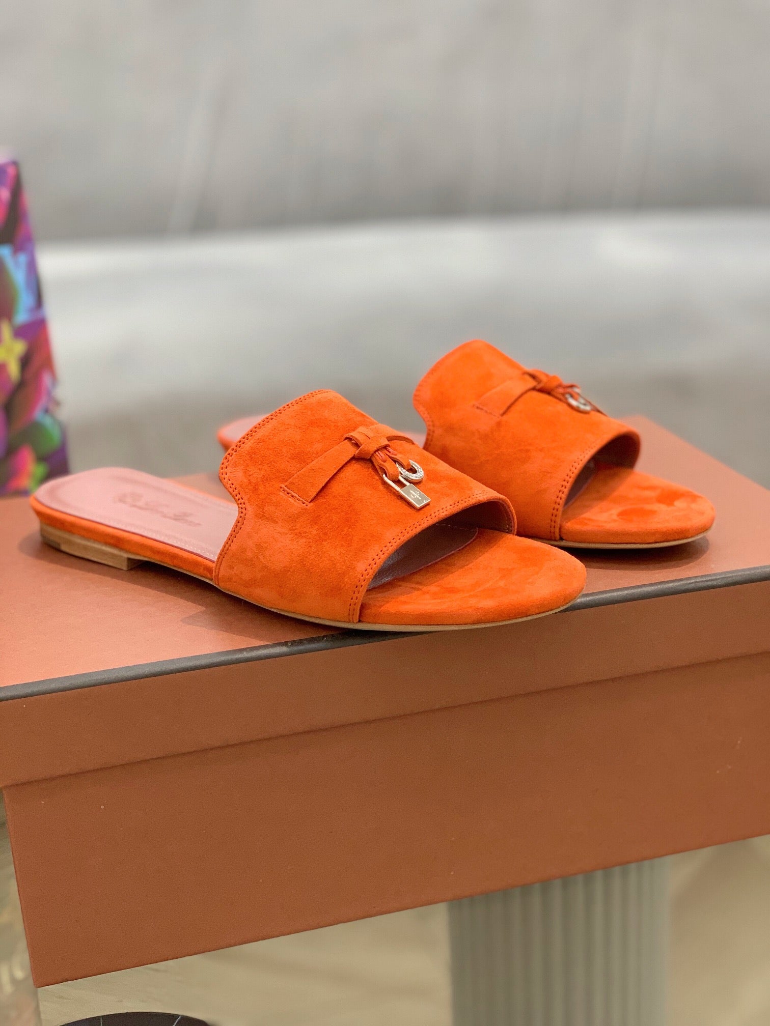 LP SUMMER CHARMS SANDALS TIGER SUEDE