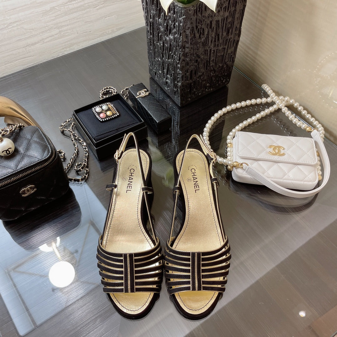 SLINGBACKS SANDAL IN BLACK SUEDE