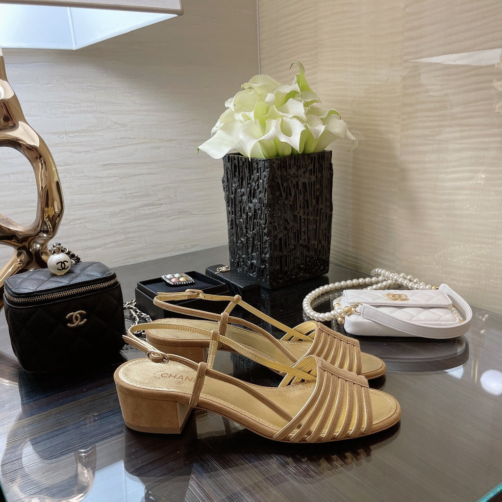 SLINGBACKS SANDAL IN CAMEL BEIGE SUEDE