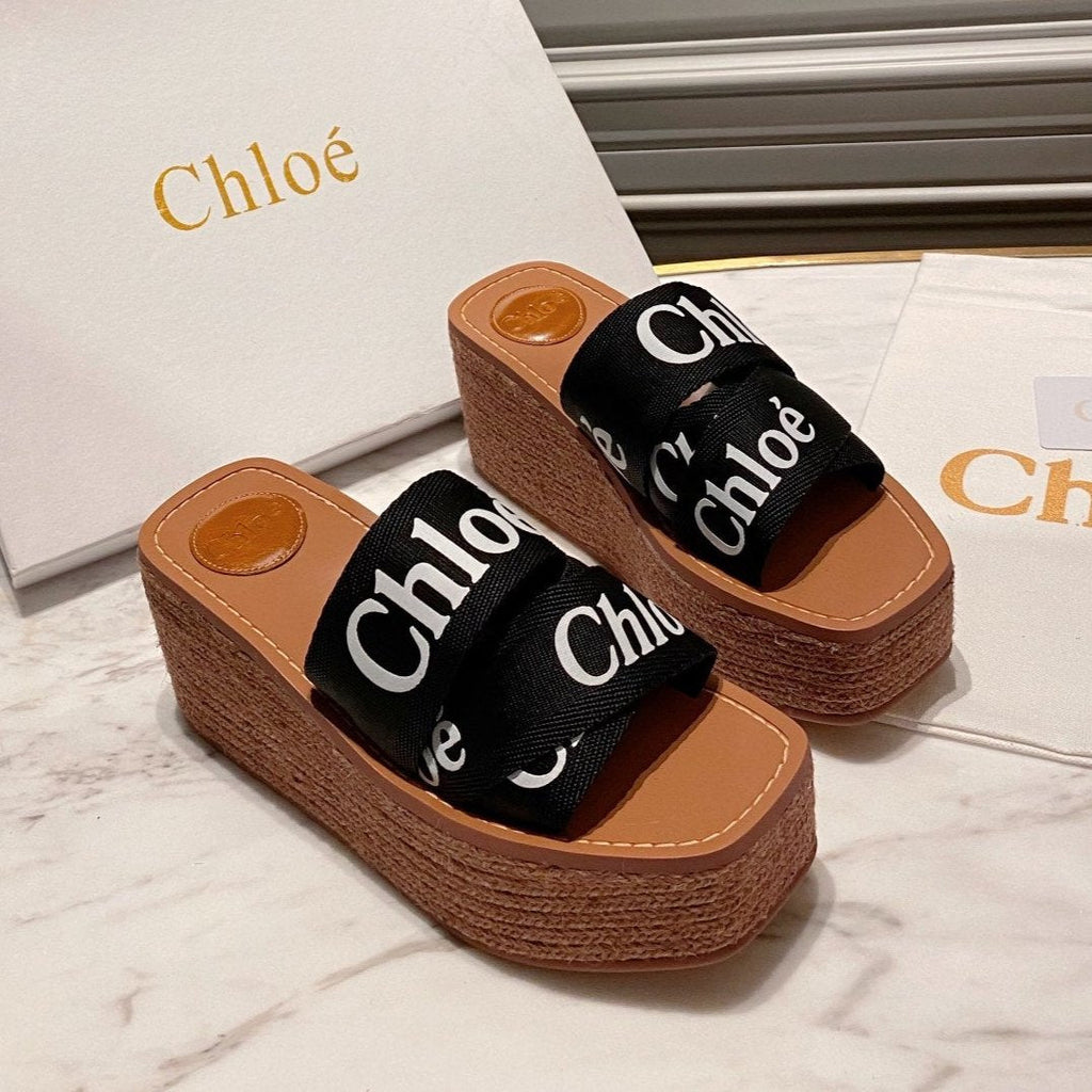 CHLOÉ WOODY WEDGE IN BLACK DENIM WITH WHITE LOGO