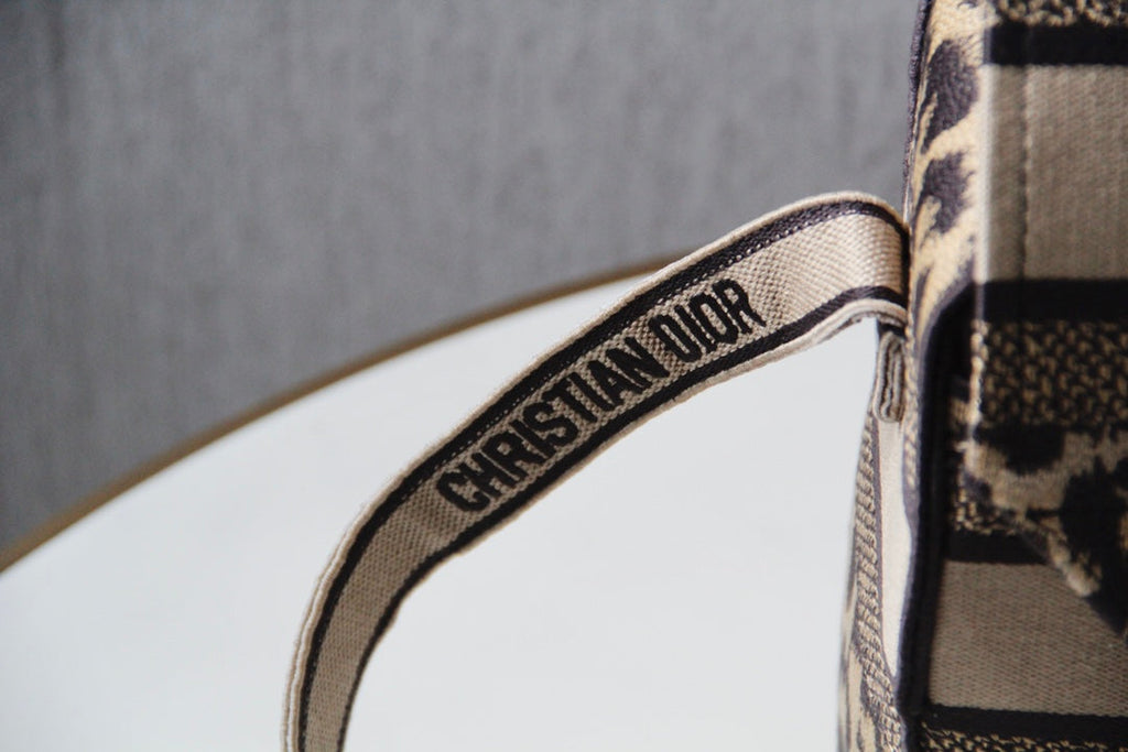 CAMP DOUBLE BUCKLE BAG 28 IN MIZZA BEIGE CANVAS