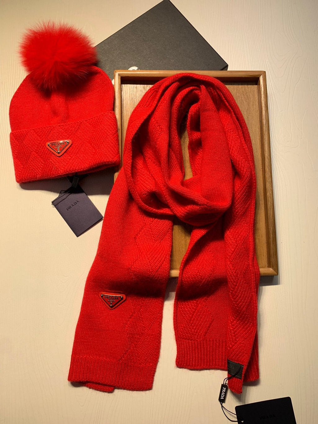 SET SCARF AND HAT IN CHERRY RED WOOL AND RABBIT FUR 416367