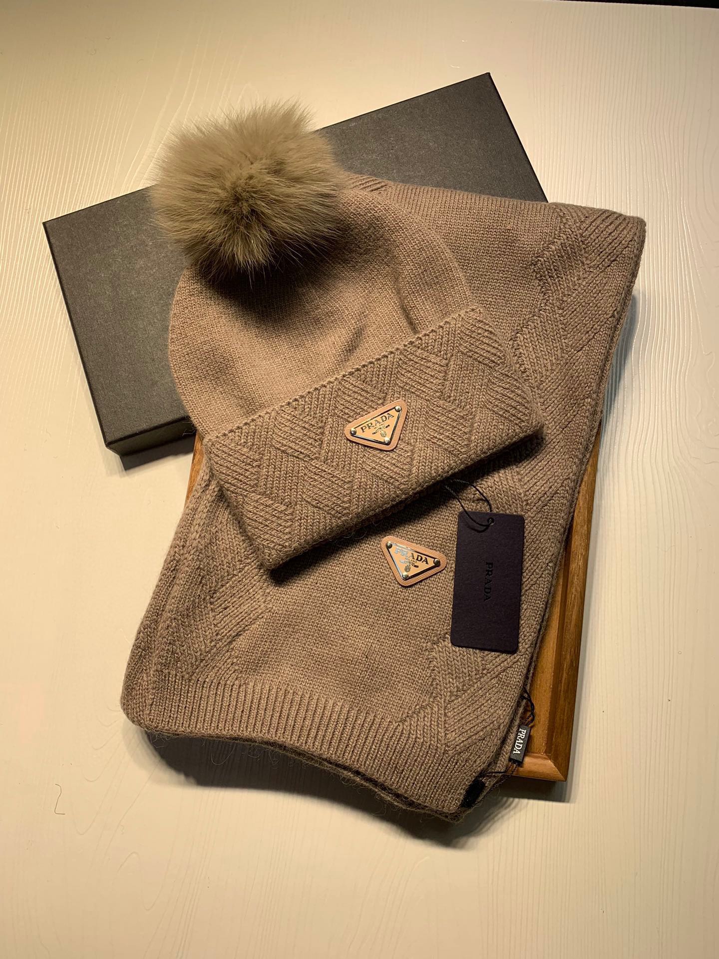 SET SCARF AND HAT IN MEDIUM BROWN WOOL AND RABBIT FUR 416364