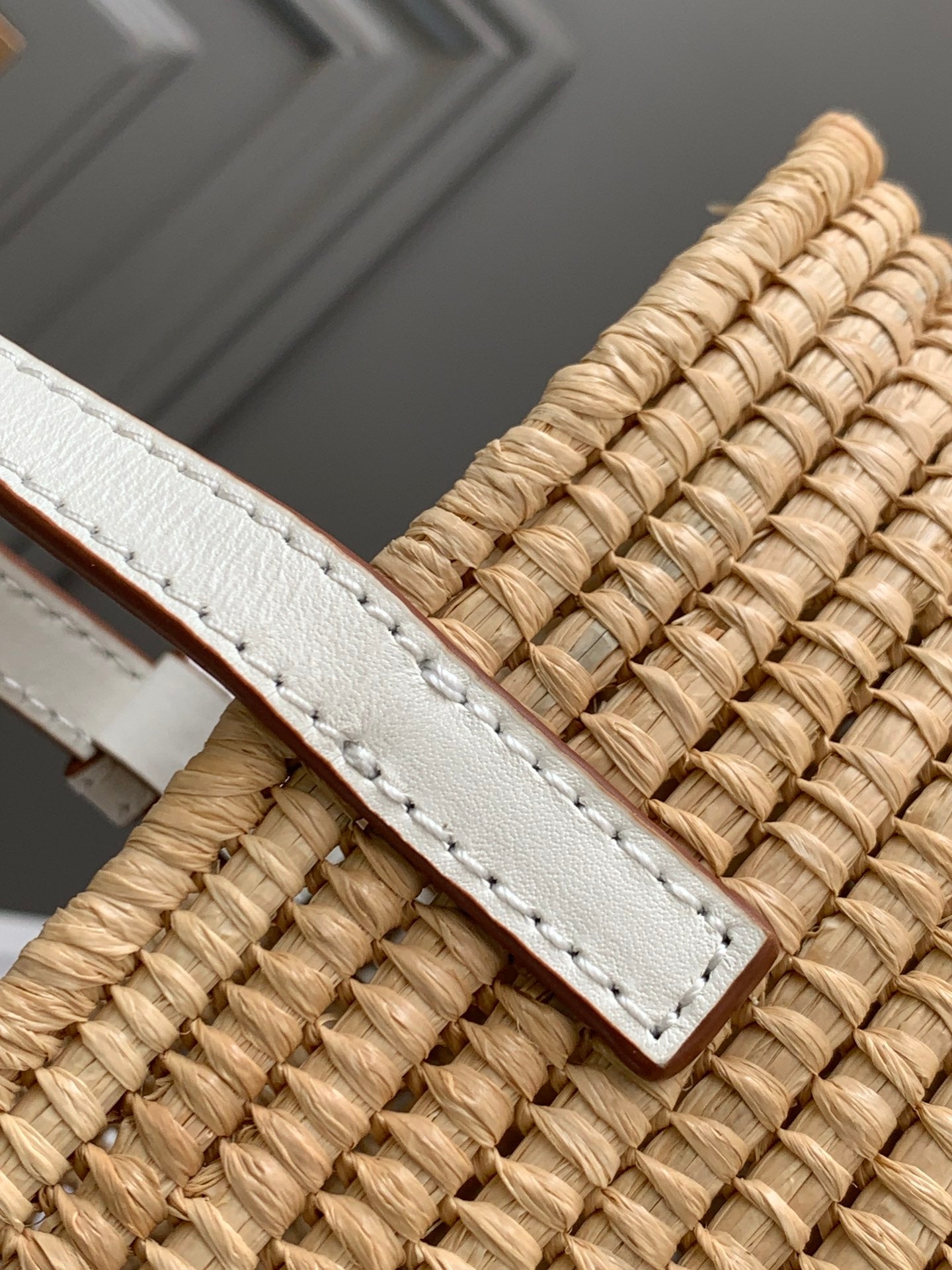 LOEWE 25S BASKET BAG 30 IN NATURAL MIX WHITE RAFFIA CALFSKIN SHOULDER STRAP