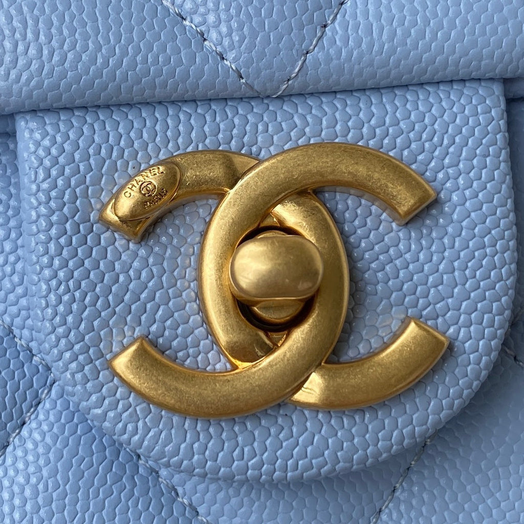 CHANEL 25S CLASSIC FLAP 19 CM IN PASTEL BLUE CAVIAR LEATHER WITH GOLD HARDWARE