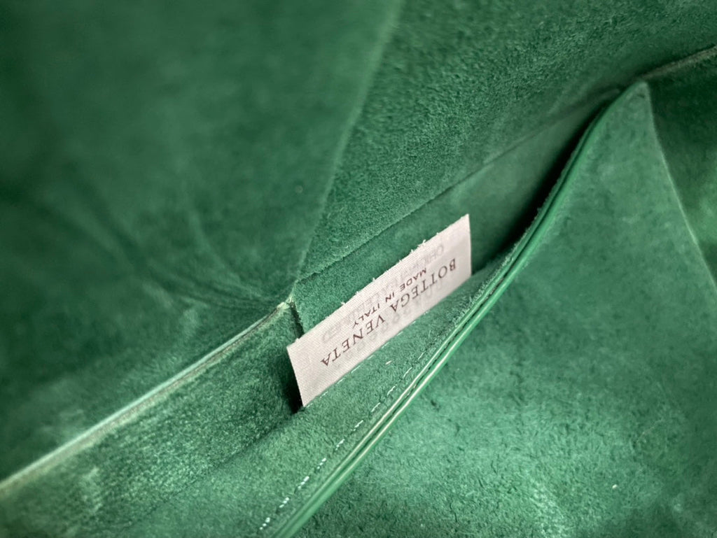 SMALL ARCO TOTE 30 IN GREEN PEA LAMBSKIN