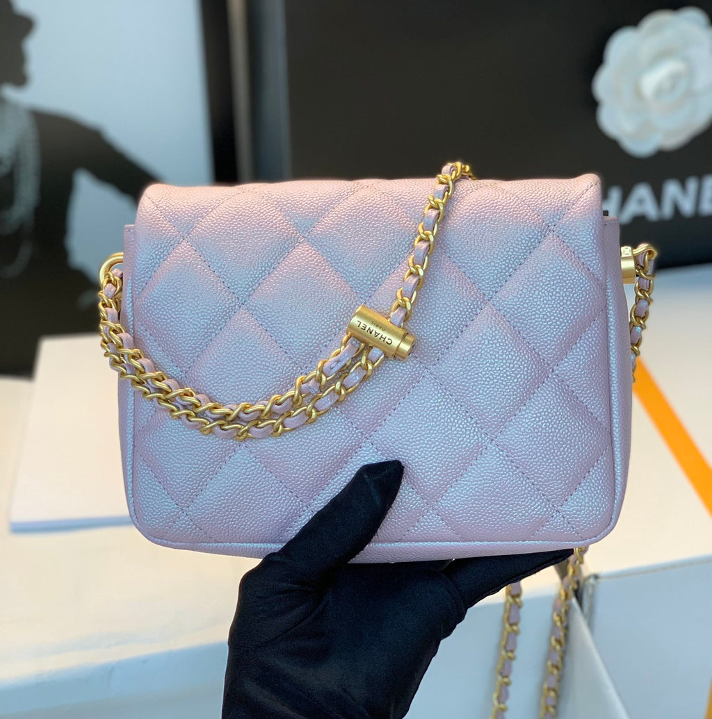 CHANEL 25S CLASSIC FLAP 19 CM IN MAUVE PINK CAVIAR LEATHER WITH GOLD HARDWARE