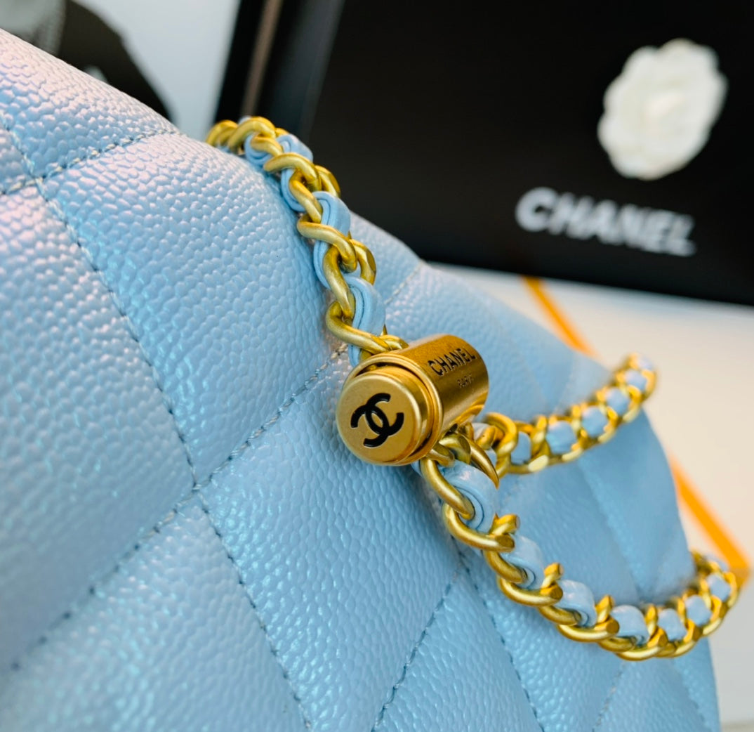 CHANEL 25S CLASSIC FLAP 19 CM IN LIGHT BLUE CAVIAR LEATHER WITH GOLD HARDWARE