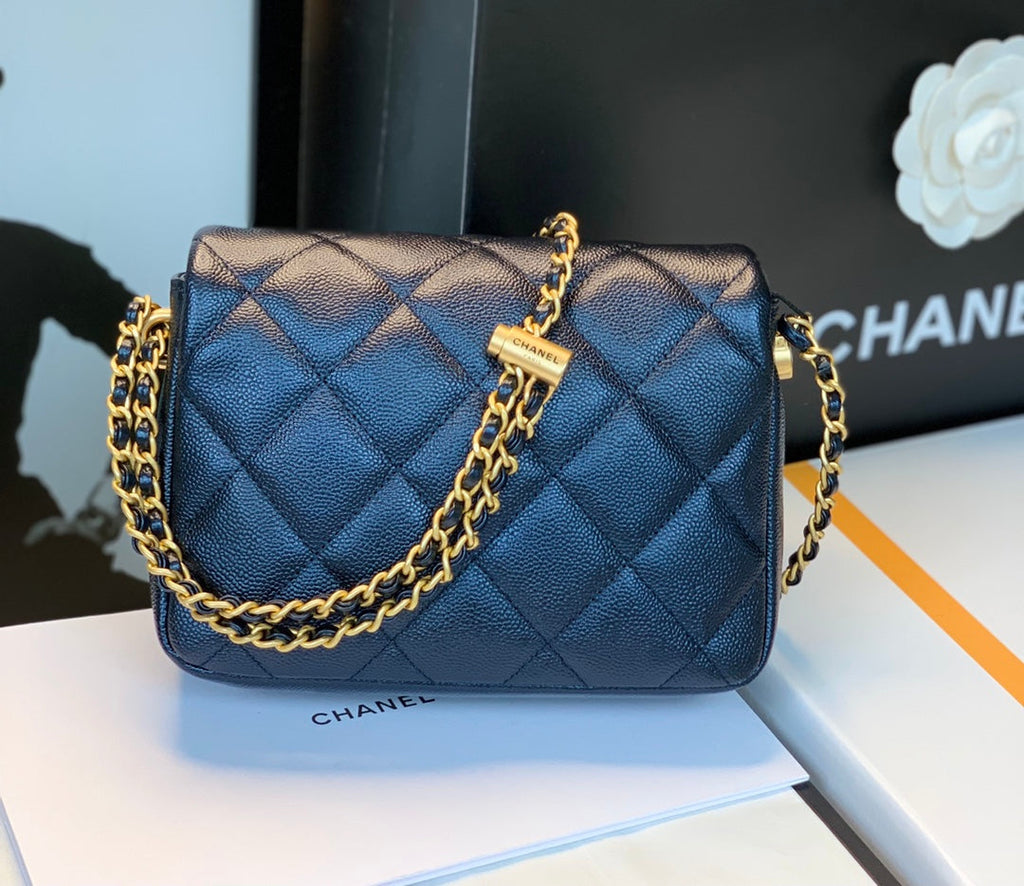 CHANEL 25S CLASSIC FLAP 19 CM IN BLACK CAVIAR LEATHER WITH GOLD HARDWARE