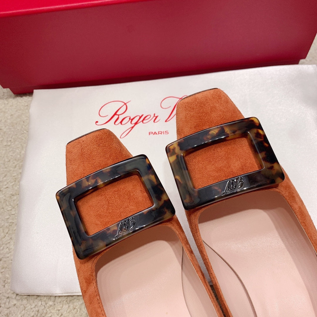 BELLE VIVIER PUMPS IN TAN ORANGE SUEDE TORTOISESHELL BUCKLE