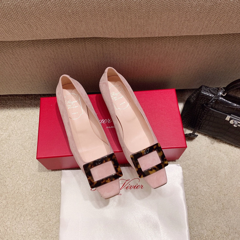 BELLE VIVIER PUMPS IN PINK SUEDE TORTOISESHELL BUCKLE