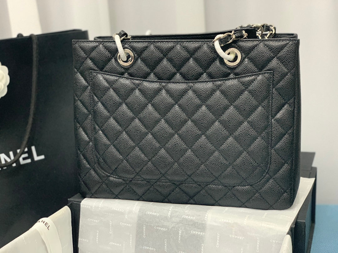 CHANEL 25S MEDALLION TOTE 33 CM IN BLACK CAVIAR WITH SILVER HARDWARE