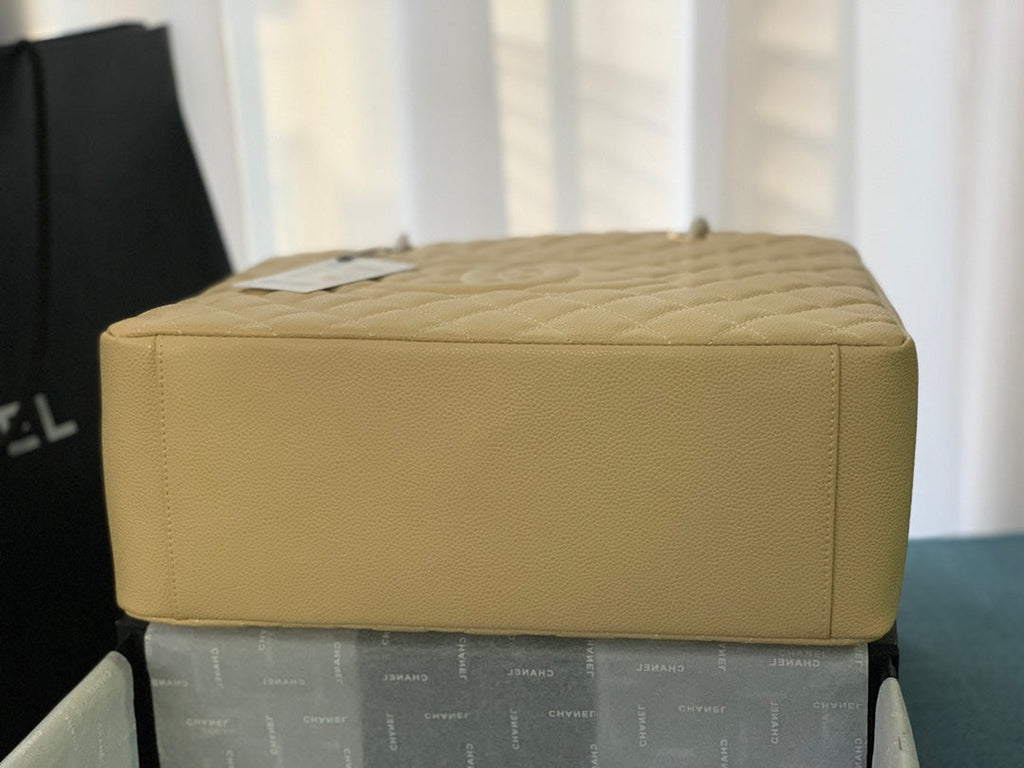 CHANEL 25S MEDALLION TOTE 33 CM IN BEIGE CAVIAR WITH GOLD HARDWARE