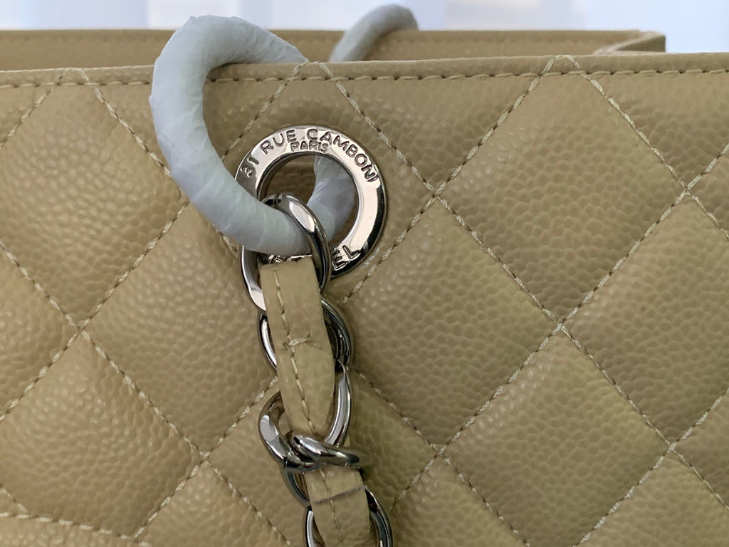 CHANEL 25S MEDALLION TOTE 33 CM IN BEIGE CAVIAR WITH SILVER HARDWARE