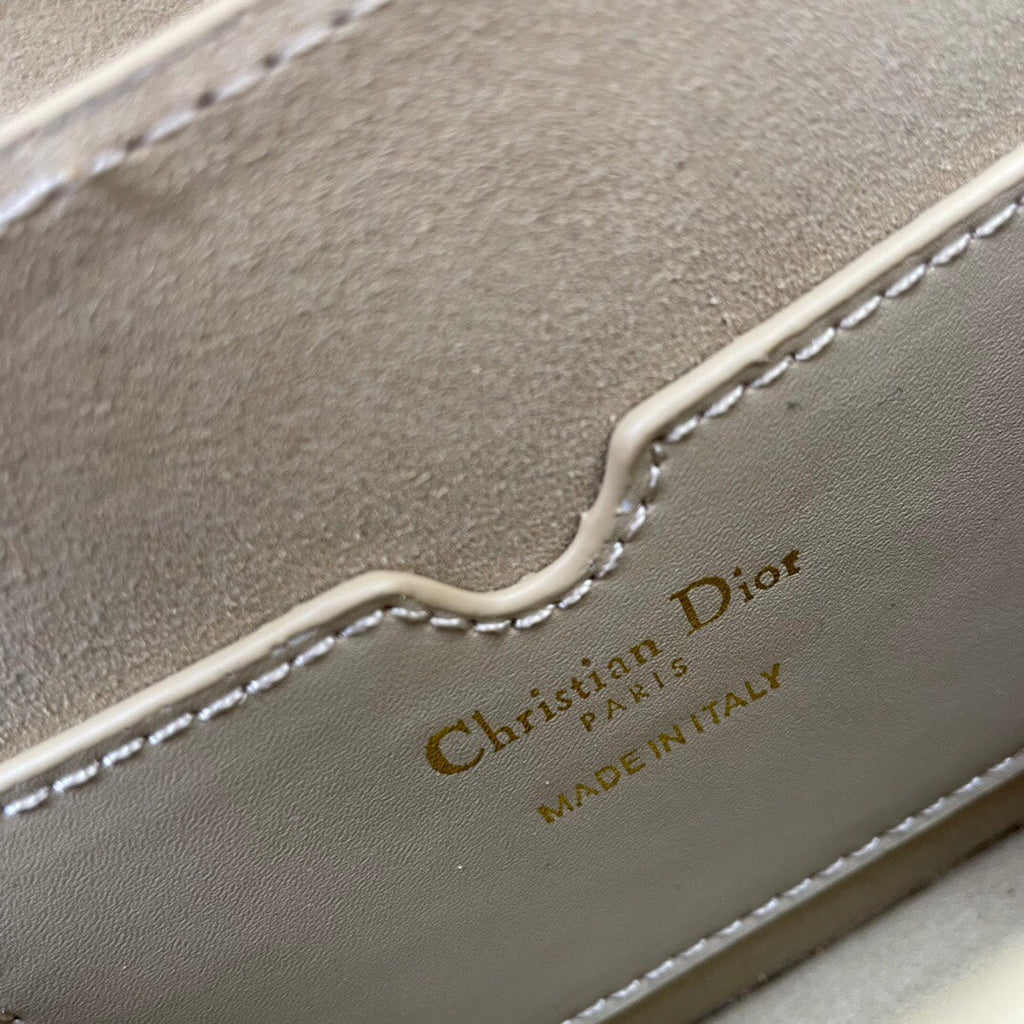 MINI BOBBY EAST-WEST 20 BAG IN BEIGE CREAM CALFSKIN