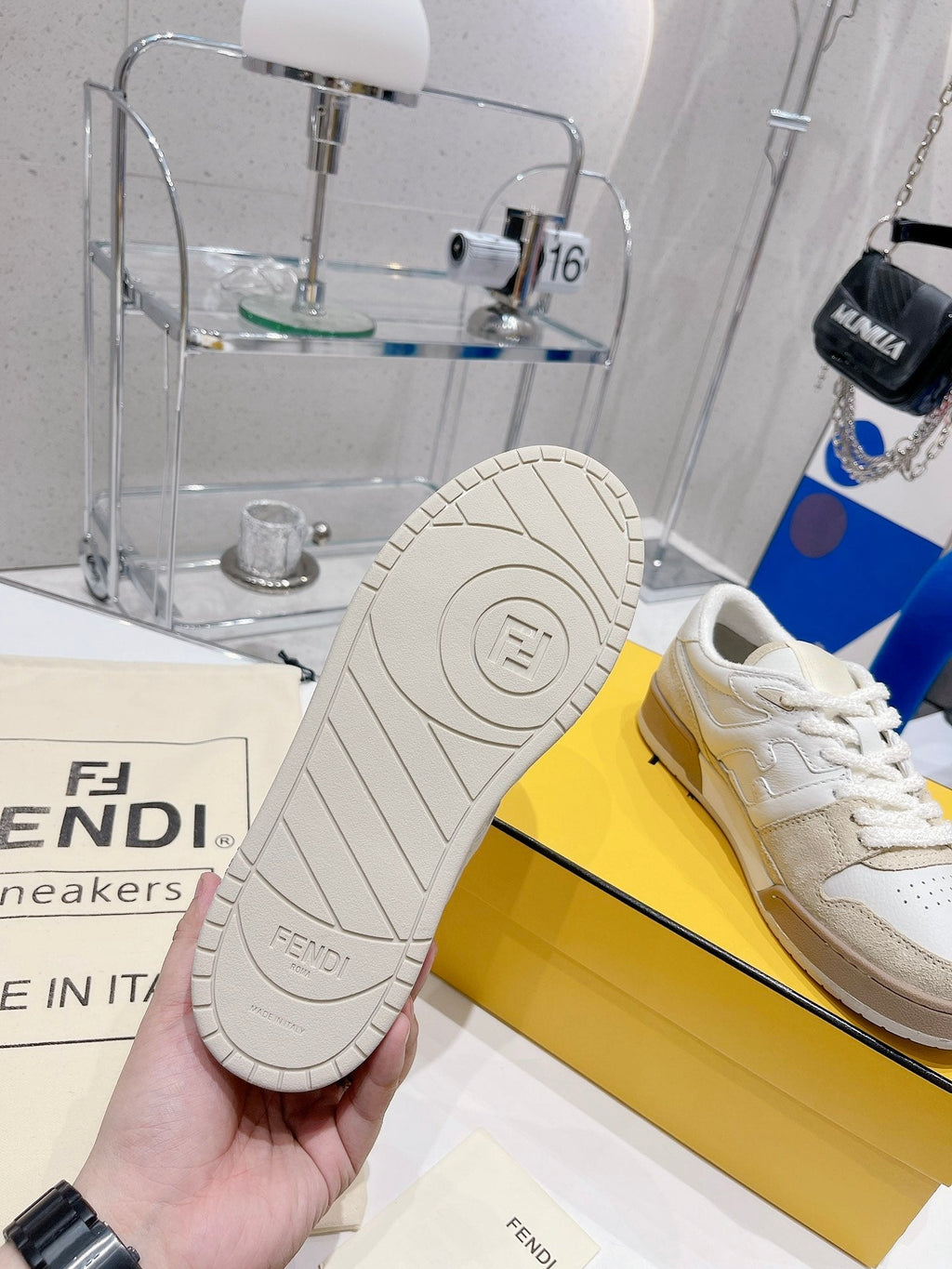 FENDI CASUAL SNEAKER IN WHITE CALFSKIN AND TAN BROWN SUEDE