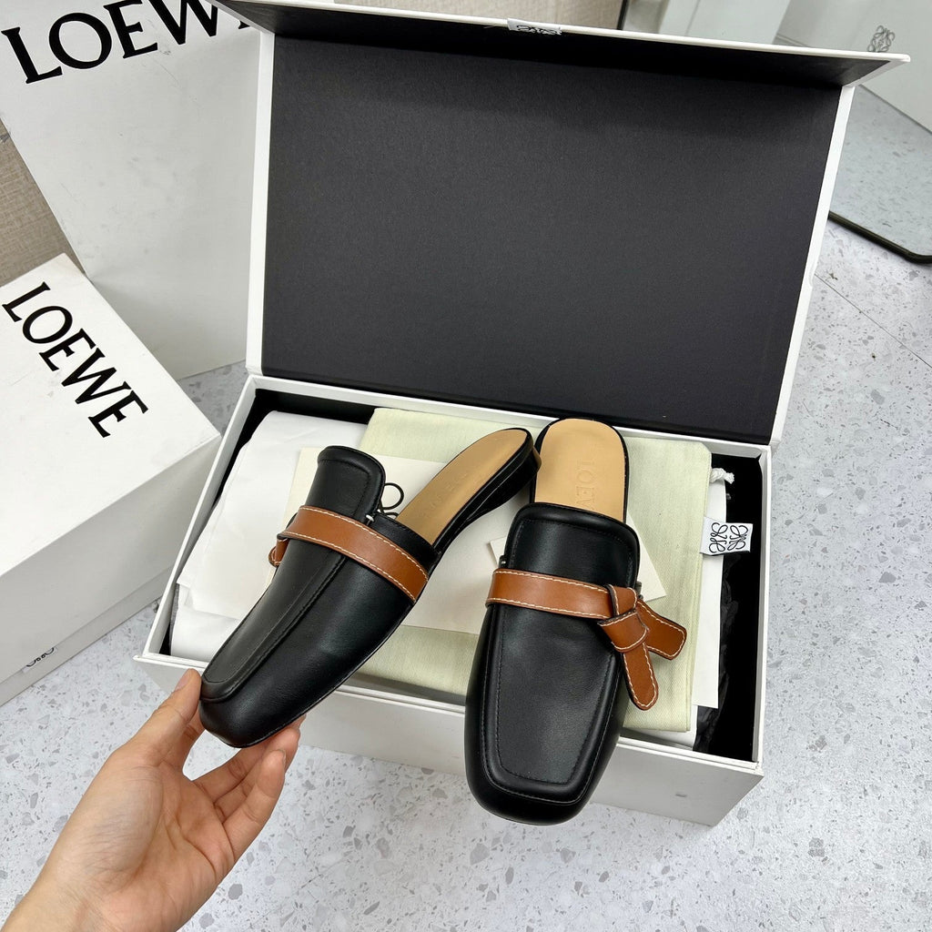 LW GATE BROWN BELTED MULE BLACK CALFSKIN