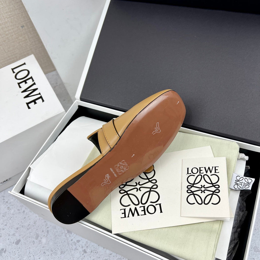 LW GATE BELTED MULE CAMEL CALFSKIN