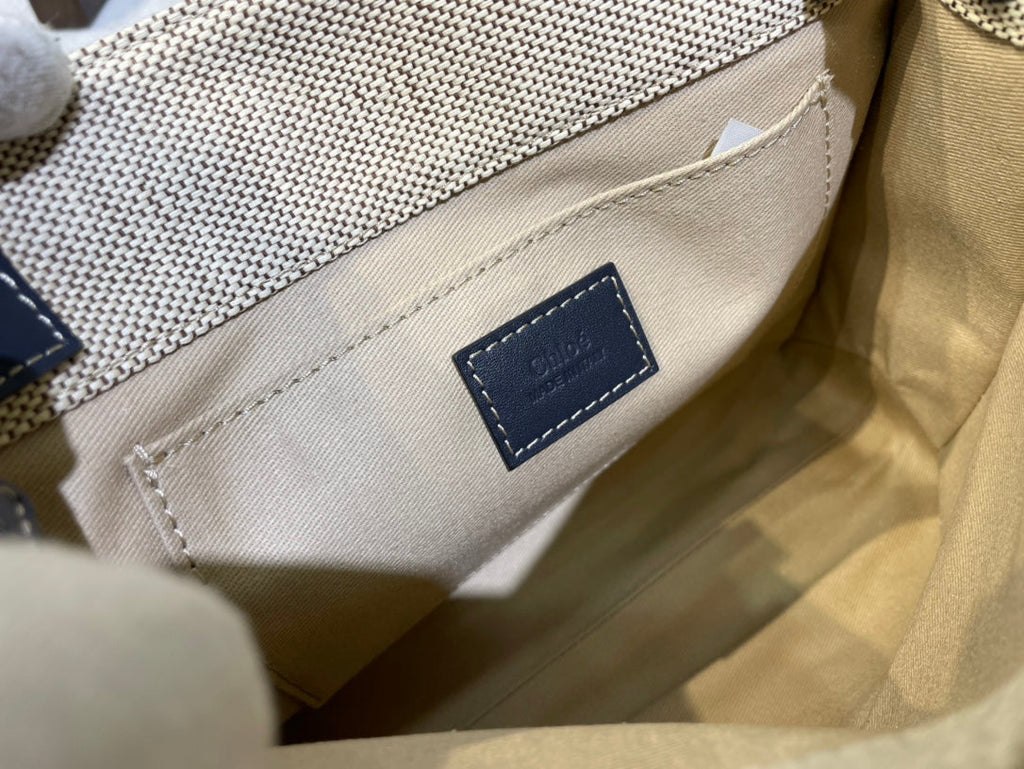 SMALL STRAP WOODY TOTE BAG 26.5 IN BEIGE LINEN CANVAS BLACK WEBBING DARK BLUE CALFSKIN