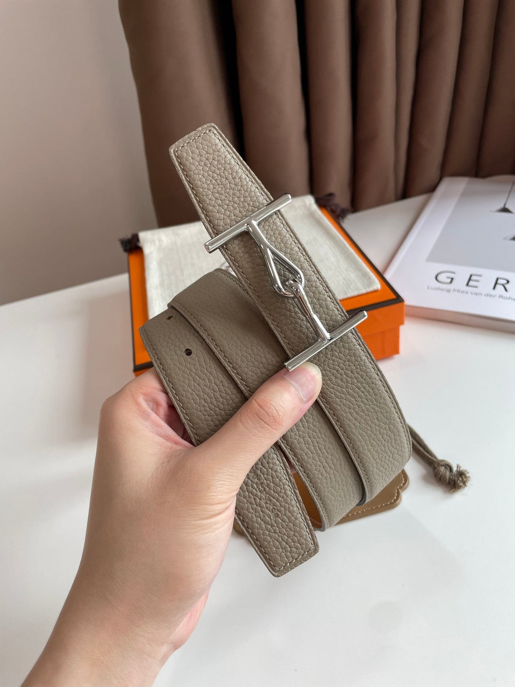 JUMBO BELT SILVER BUCKLE & REVERSIBLE CAMEL BROWN AND ORANGE LEATHER STRAP 32MM