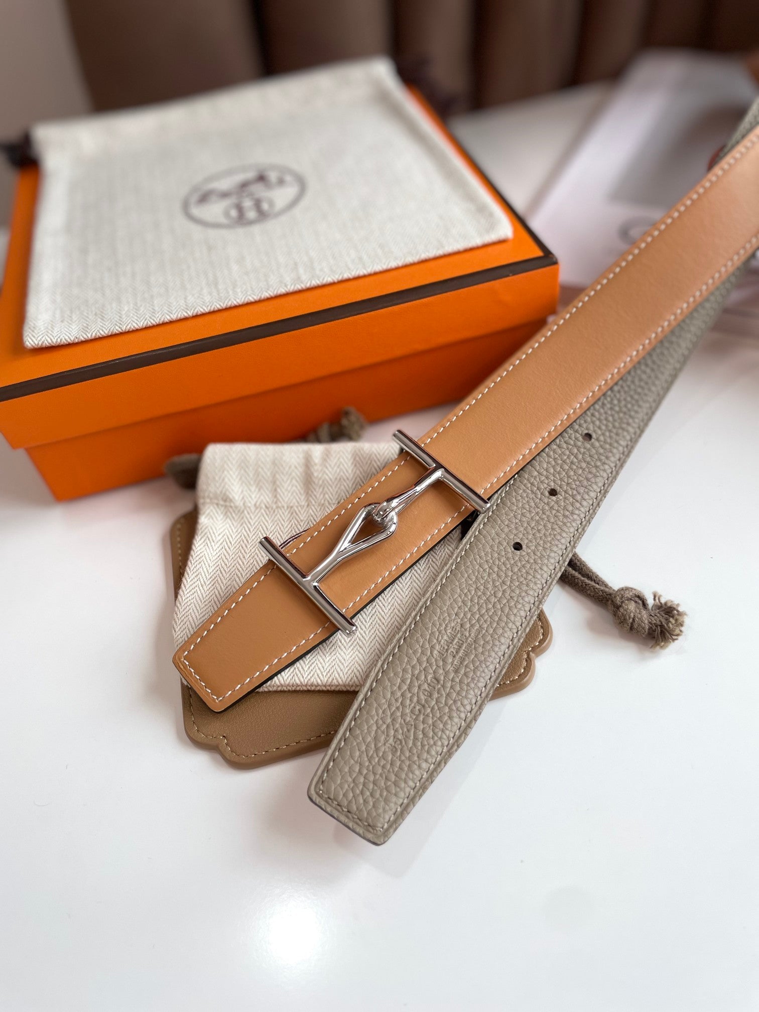 JUMBO BELT SILVER BUCKLE & REVERSIBLE CAMEL BROWN AND ORANGE LEATHER STRAP 32MM