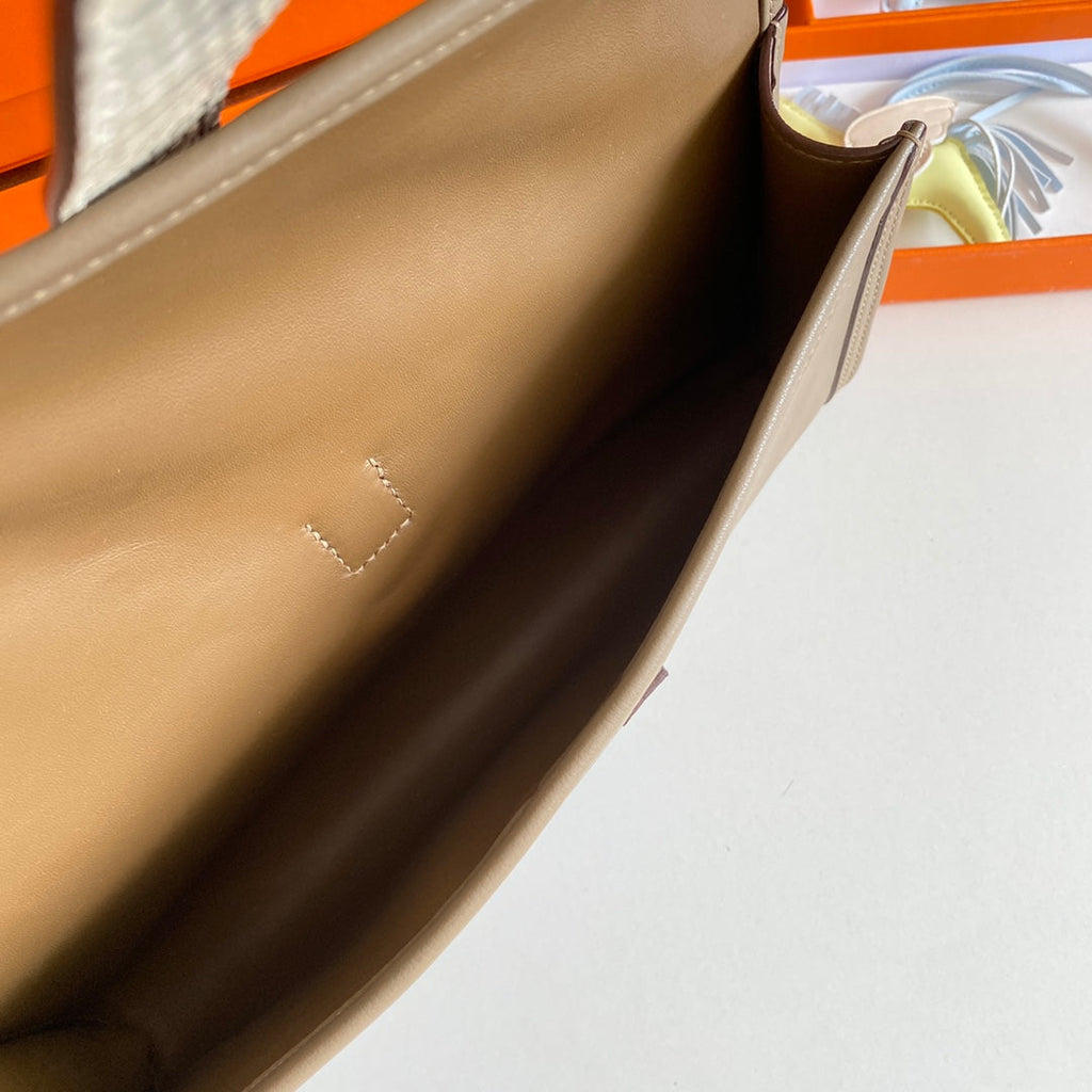 JIGE ELAN 29 CLUTCH IN CHOCOLATE BROWN CALFSKIN WITH WHTE LIZARD SKIN