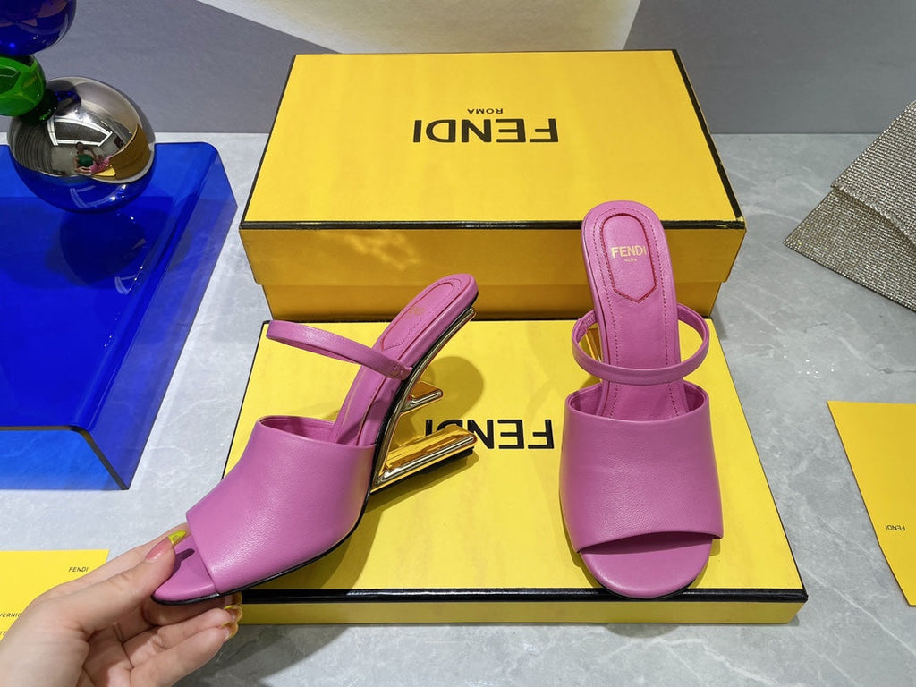 FENDI FIRST 95 MM HIGH-HEELED SANDAL IN FUSCIA PINK LAMBSKIN GOLD HARDWARE