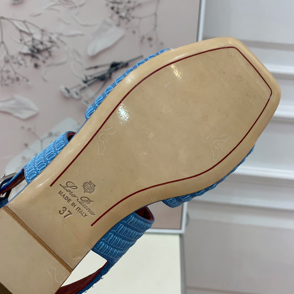 LP RAFFIA CHARMS STRAP FLATS SANDAL SKY CALFSKIN