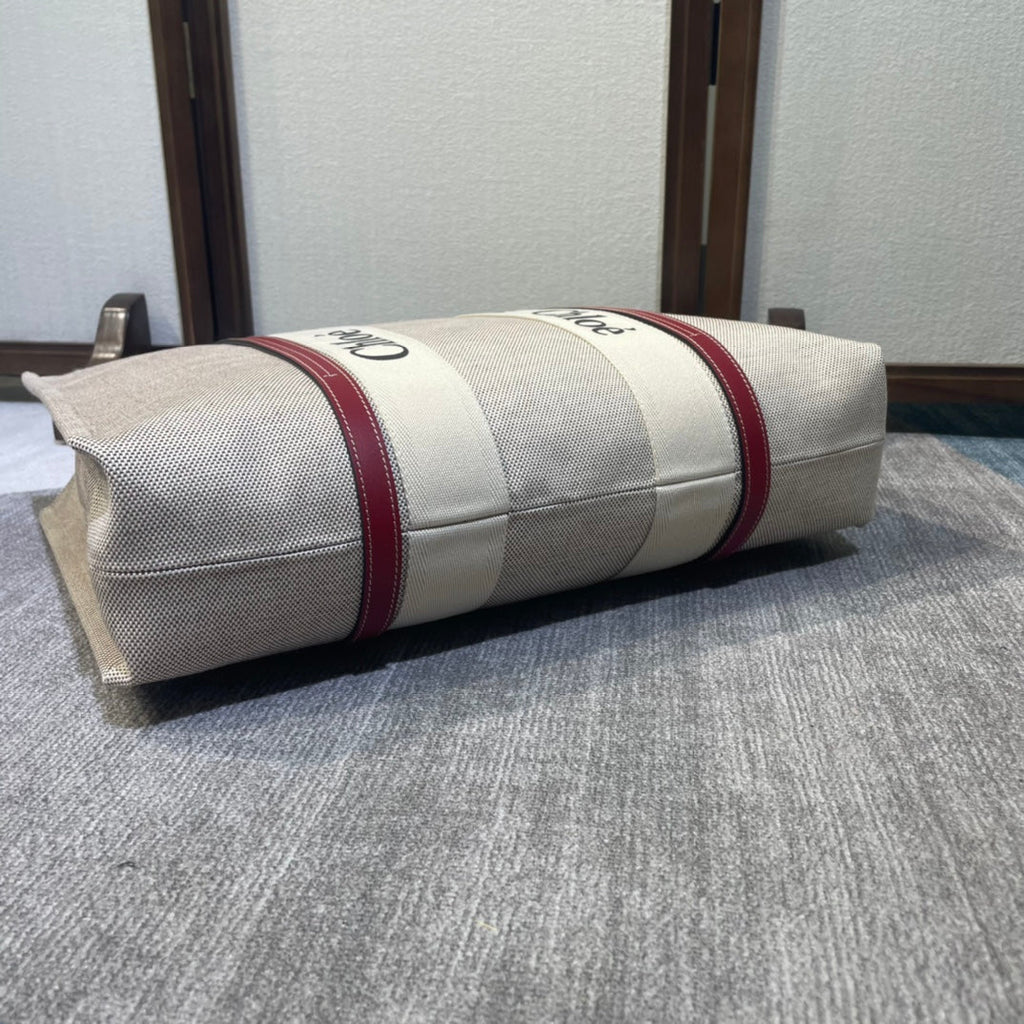 LAGRE WOODY TOTE BAG 45 IN BEIGE LINEN CANVAS BLACK WEBBING LOGO EMBROIDER RED CALFSKIN