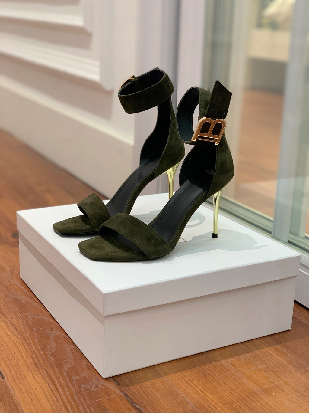 BALMAIN 25S THIN STRAP HIGH HEELS 105MM IN VERY DEEP OLIVE SUEDE GOLD HARDWARE