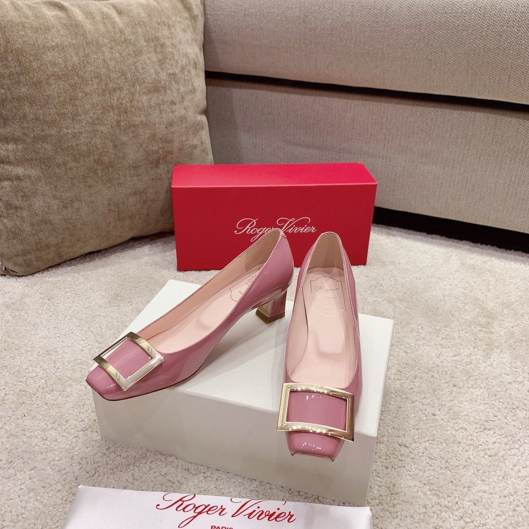 BELLE VIVIER PUMPS IN PASTEL PINK GLOSSY CALFSKIN GOLD BUCKLE