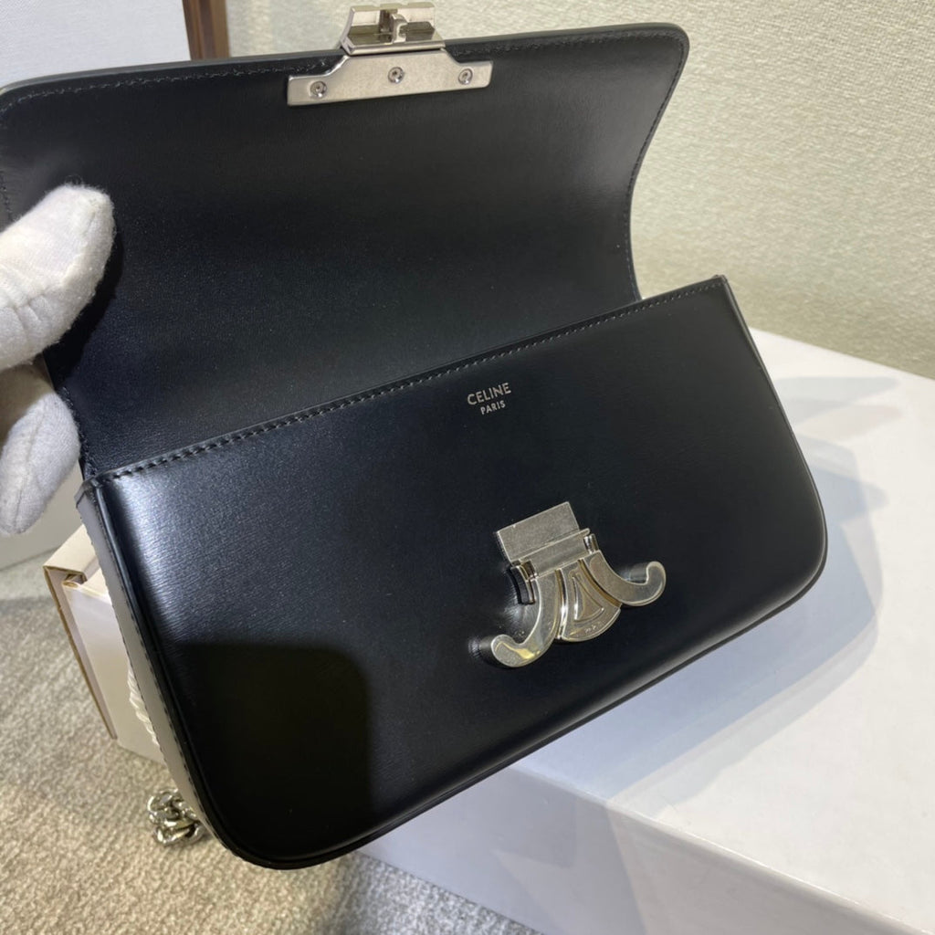 CHAIN EMBOSSED ARMPIT BAG 20 IN BLACK CALFSKIN SILVER HARDWARE