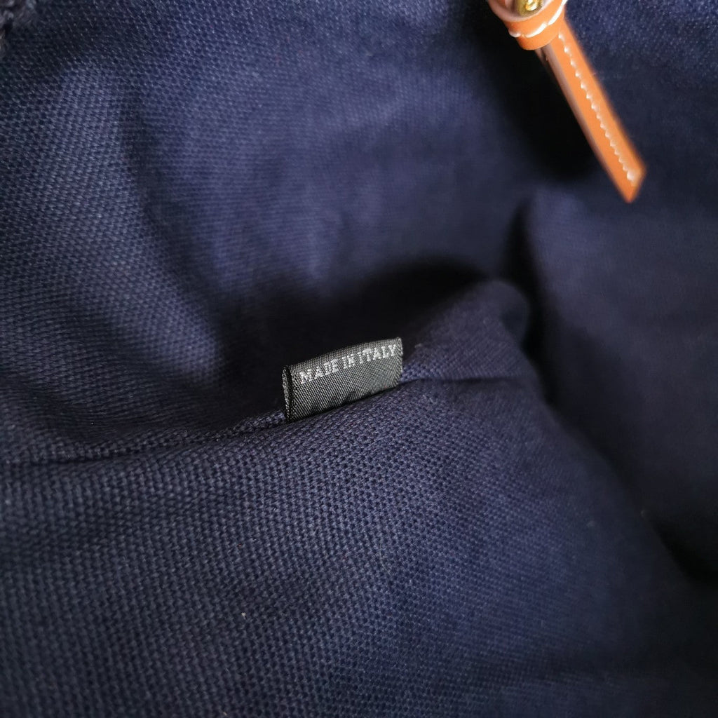 TOTE BAG 40 IN STRIPED PATTERN OF BLACK RED AND CREAM WHITE WOVEN RAFFIA