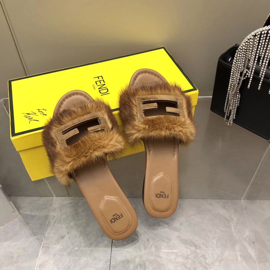 FENDI BAGUETTE MINK SLIDE SLIPPER IN SEPIA BROWN FUR