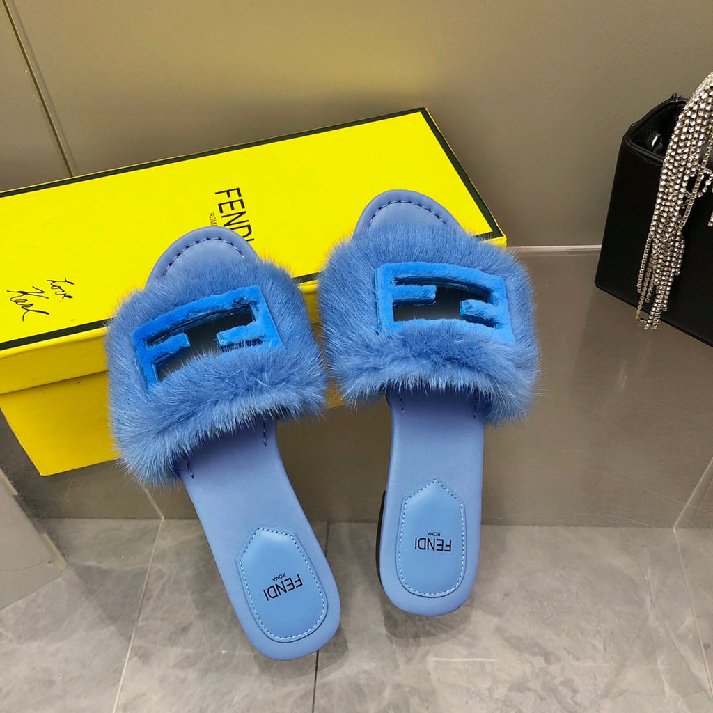 FENDI BAGUETTE MINK SLIDE SLIPPER IN ELECTRIC BLUE FUR
