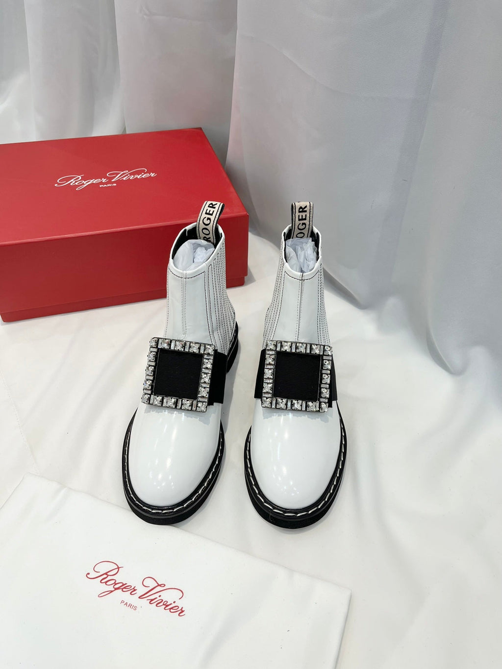 VIV' RANGERS CHELSEA BOOTIES IN WHITE CALFSKIN CRYSTAL BUCKLE