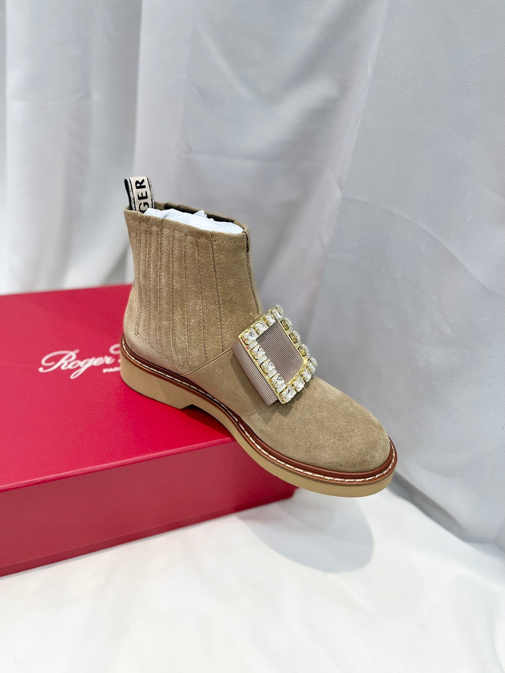 VIV' RANGERS CHELSEA BOOTIES IN LIGHT BROWN SUEDE CRYSTAL BUCKLE