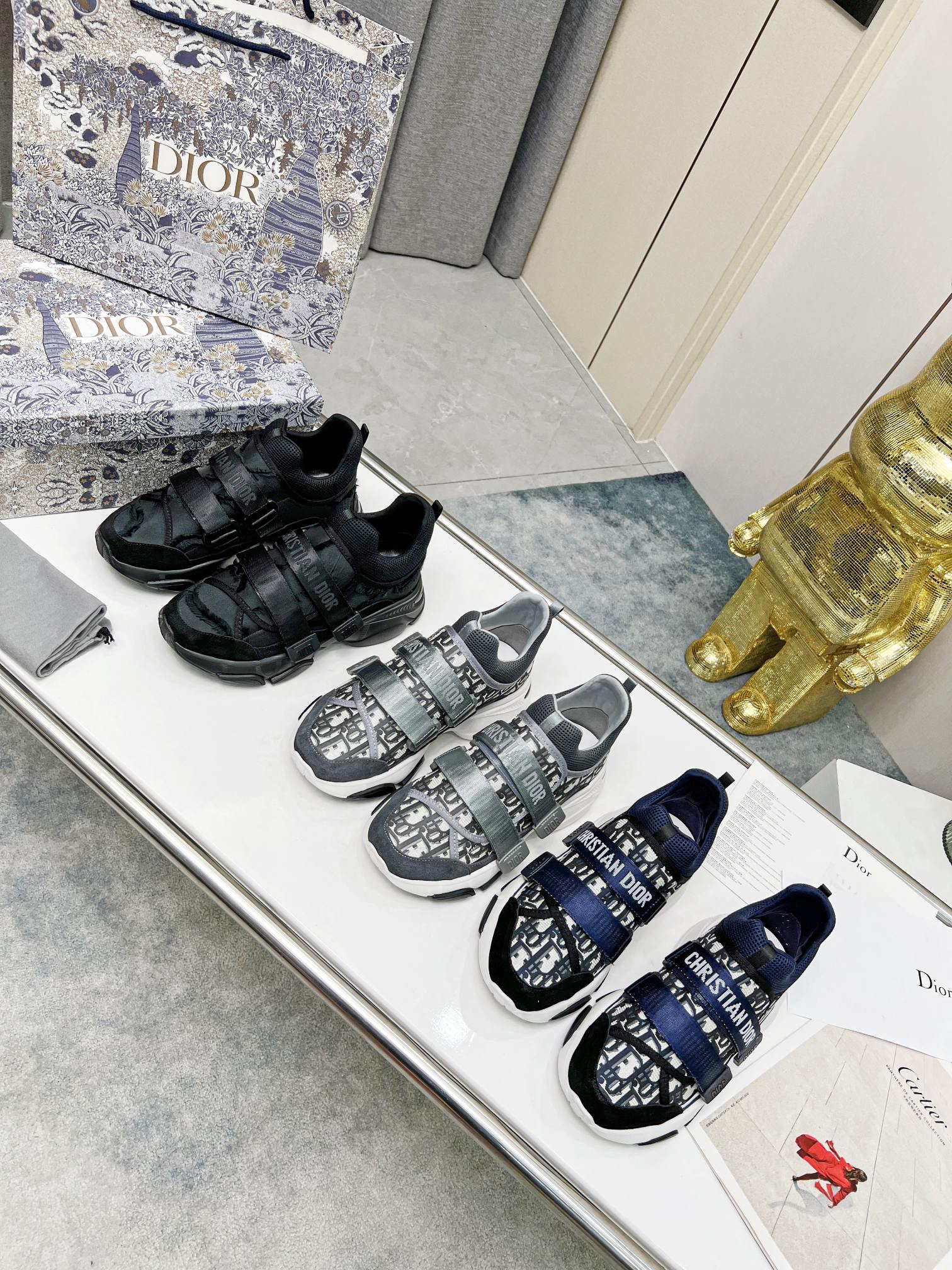 D-WANDER SNEAKERS IN BLACK TECHNICAL FABRIC AND SUEDE