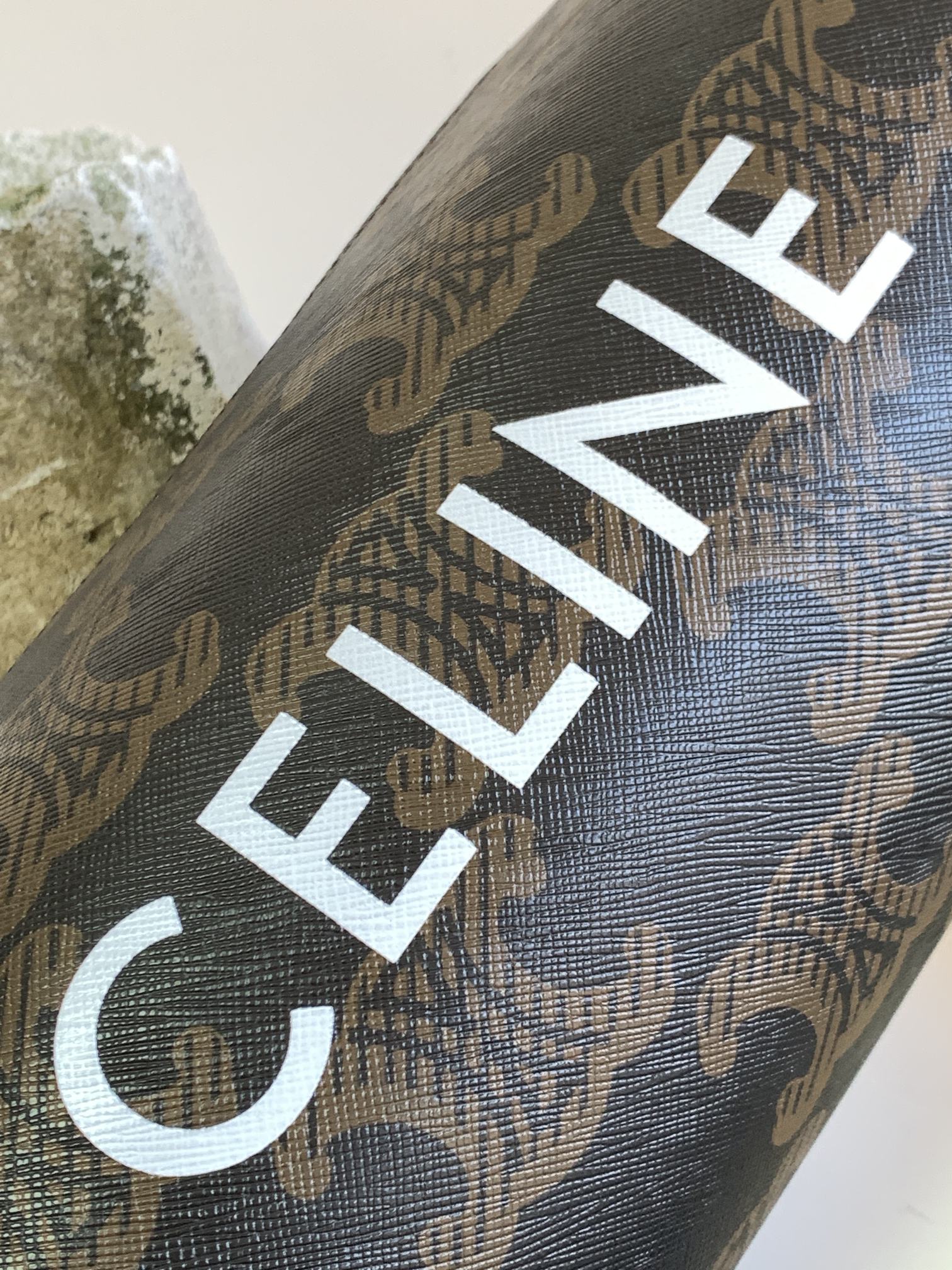 CYLINDRICAL 22  BAG BLACK BROWN COWHIDE