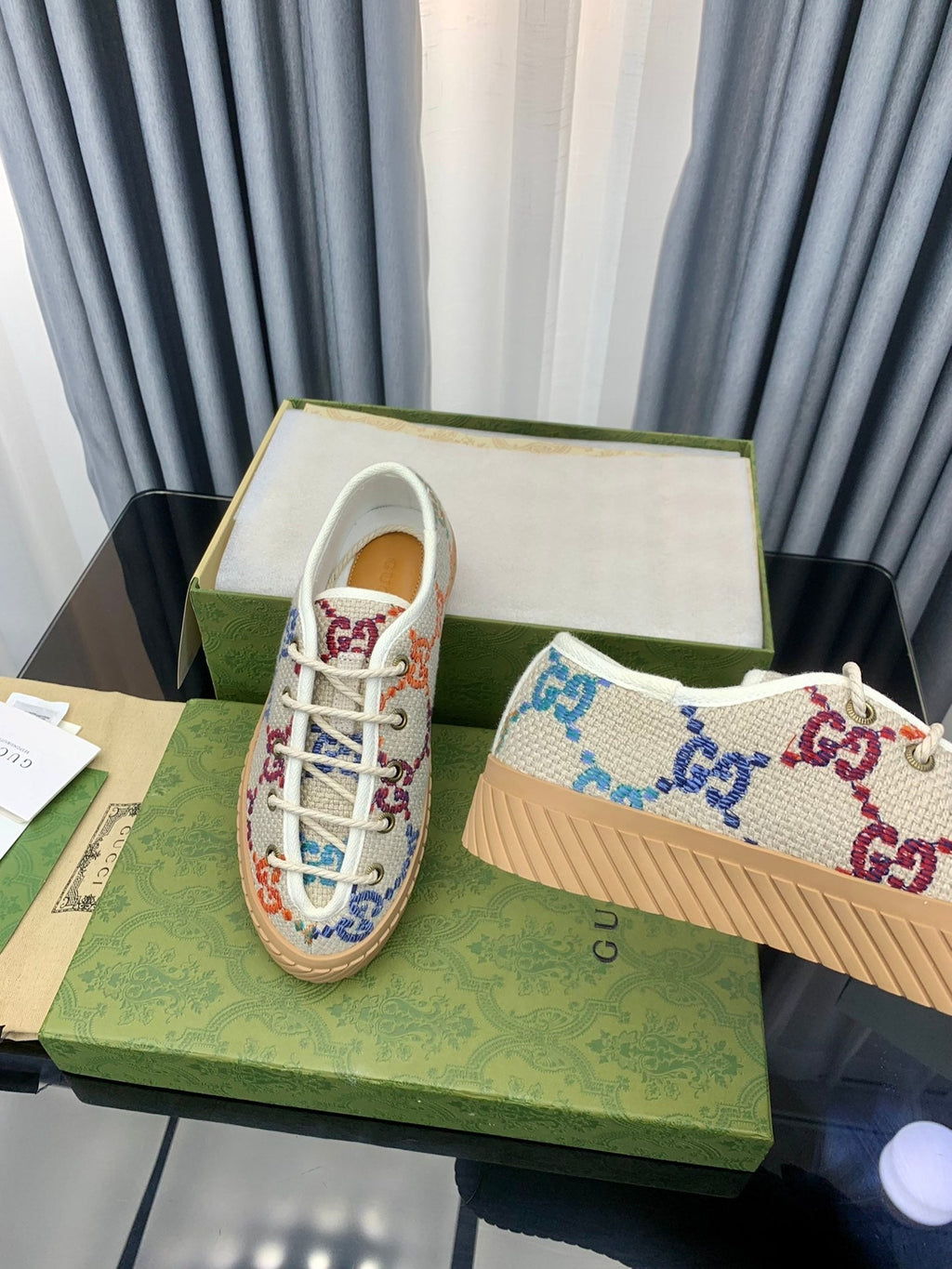 GG UNIQUE SNEAKER THICK-SOLE BEIGE CANVAS WITH PATTERN